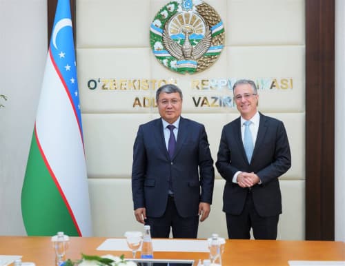  Adliya vaziri A. Tashkulov va World Justice Project vakili M. Lewis uchrashuvi