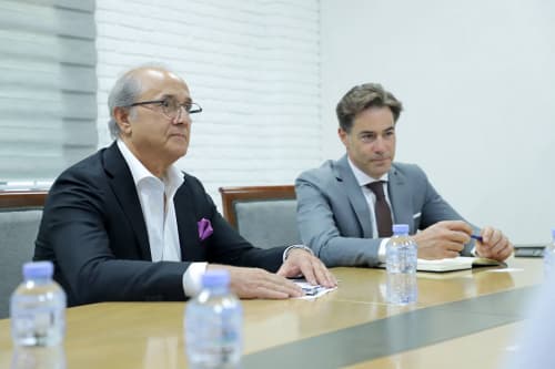Shokhrukh Gulamov Meets with Menzies Aviation to Discuss Airport Modernization and Air Cargo Development