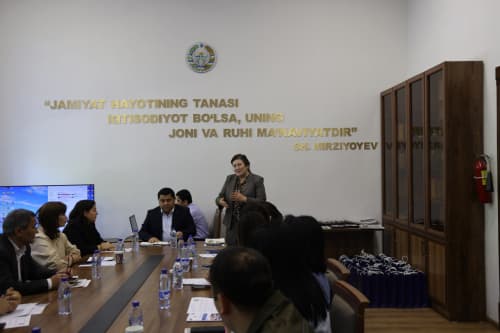 Ministry of Mining Industry and Geology and JSC ‘Almalyk Mining and Metallurgical Combine’ organised a training seminar for press secretaries of the enterprises of the sphere