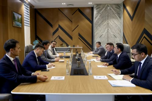 Qozog‘iston qurilish va sanoat vaziri o‘rinbosari boshchiligidagi delegatsiya bilan uchrashuv o‘tkazildi