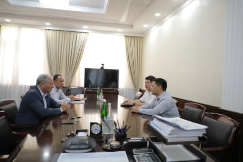 Председатель Совета Министров Ф. Эрманов отметил, что "Ever prosper Investment & Consulting Co. Ltd." встретился с главой фирмы Чэнь Гангом