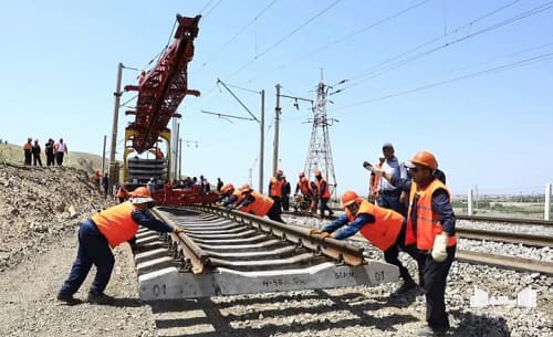 В Ургуте началось строительство железнодорожной магистрали